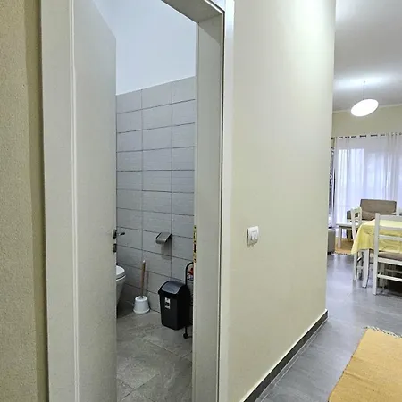 Lägenhet Liza - Unit 2 *